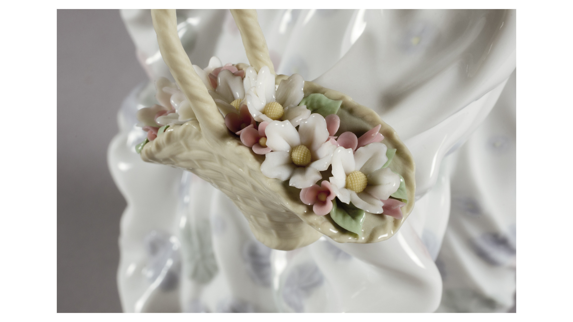 10668977 LLADRO Фигурка Lladro Торжество весны 18x30см, фарфор Фарфор Lladró  - Вид №4