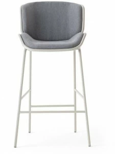 TrabA' Табурет металлический со спинкой и подставкой для ног Skin 0083-met skin stool