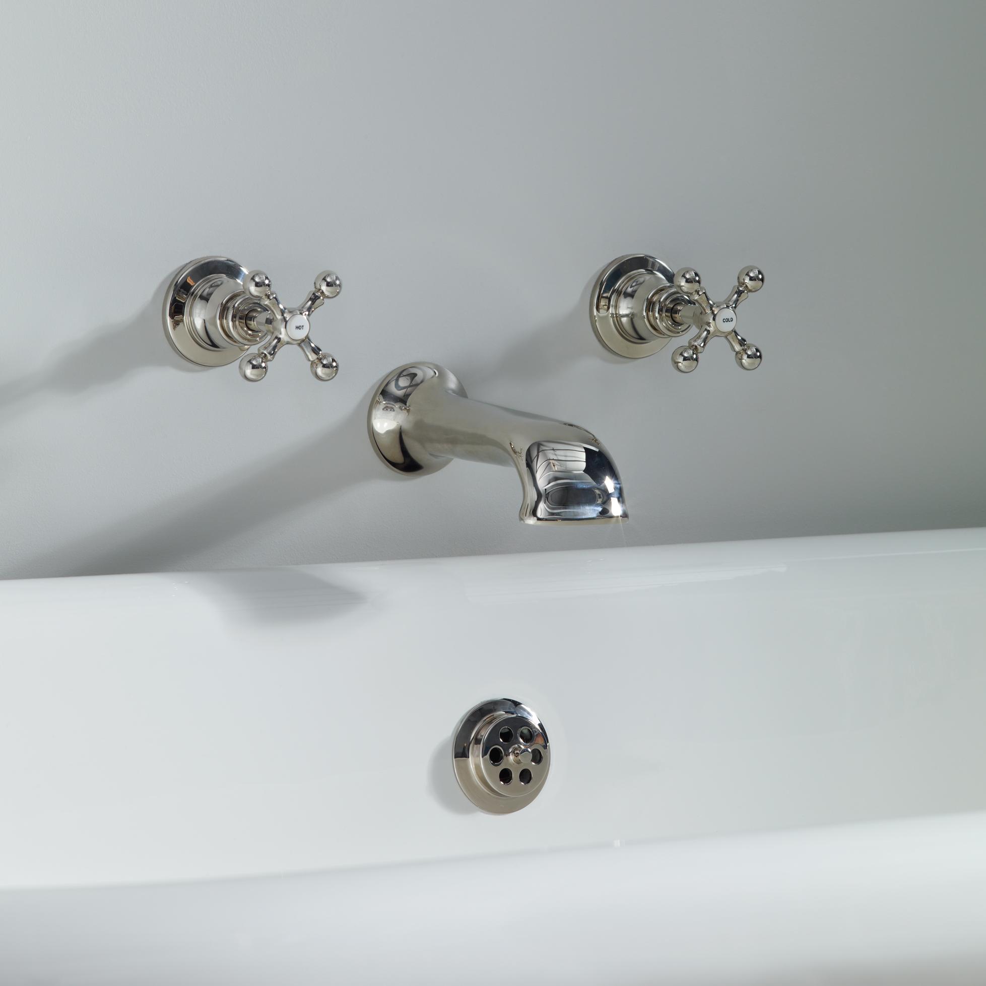 5-02-631 Смеситель для ванны настенный Soho - 195мм Soho The water monopoly