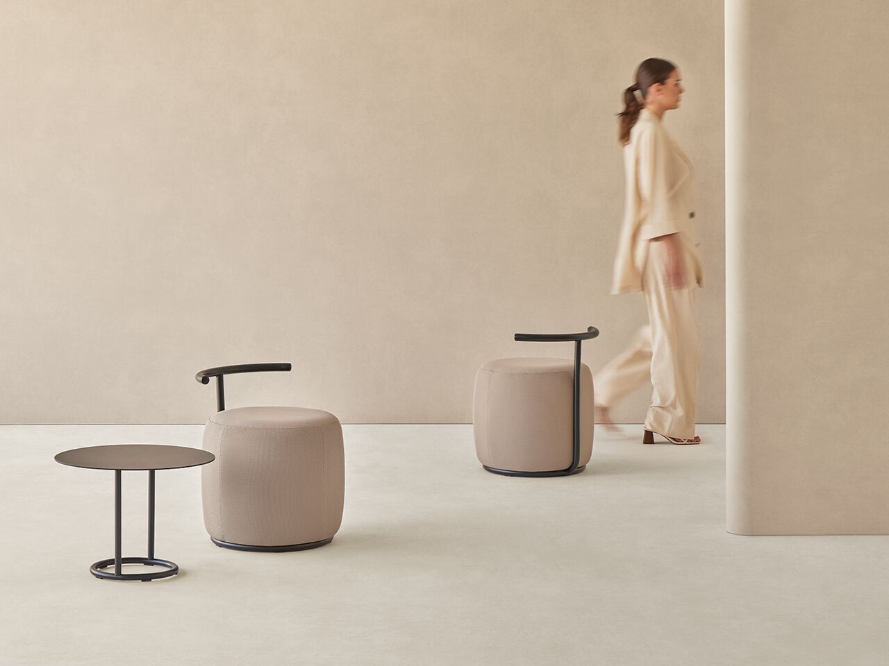 Круглый пуф из ткани Mobboli ARCH-00053147 - Вид №2