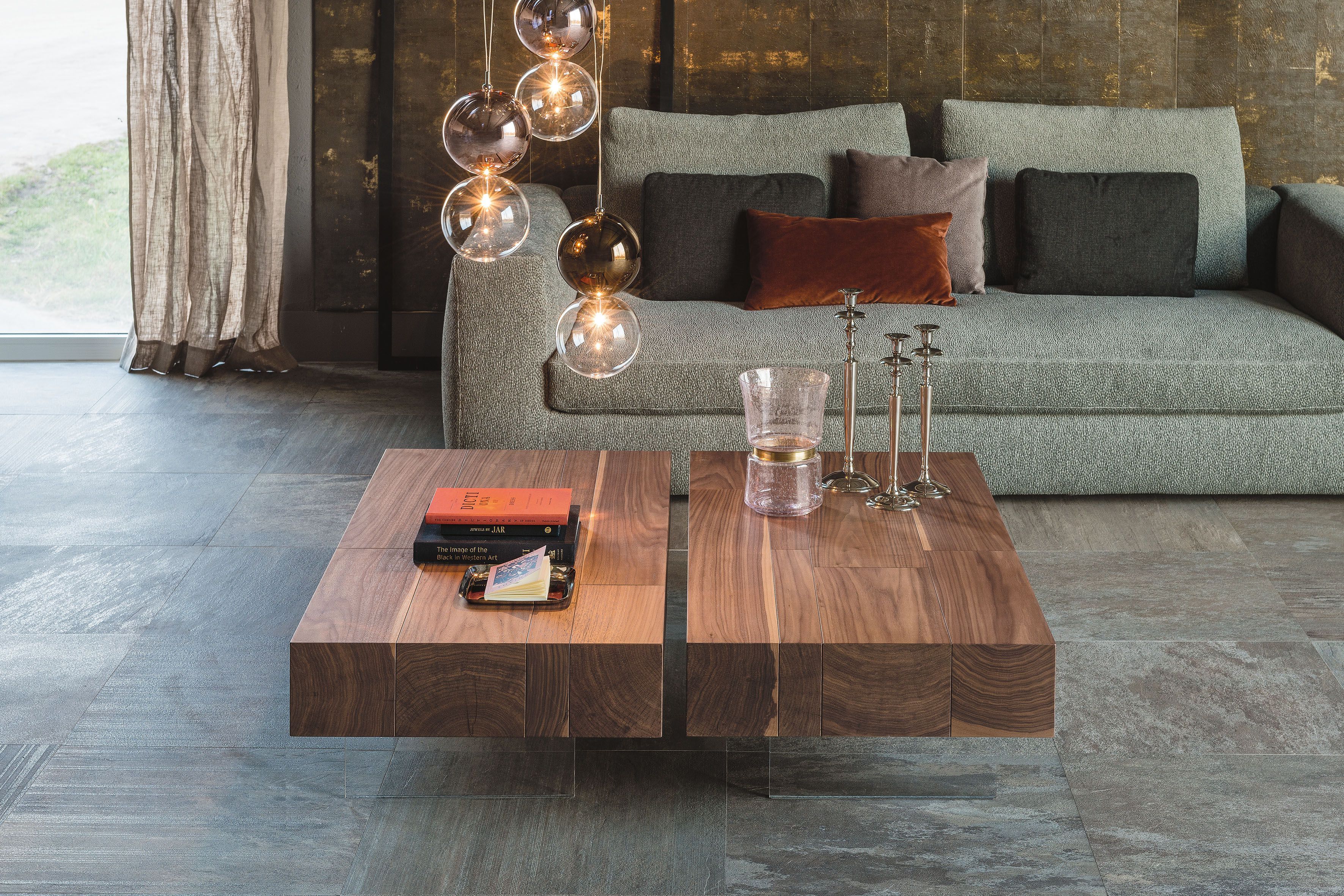 Низкий прямоугольный журнальный столик из грецкого ореха Cattelan italia LINGOTTO ARCH-00112857 - Вид №1