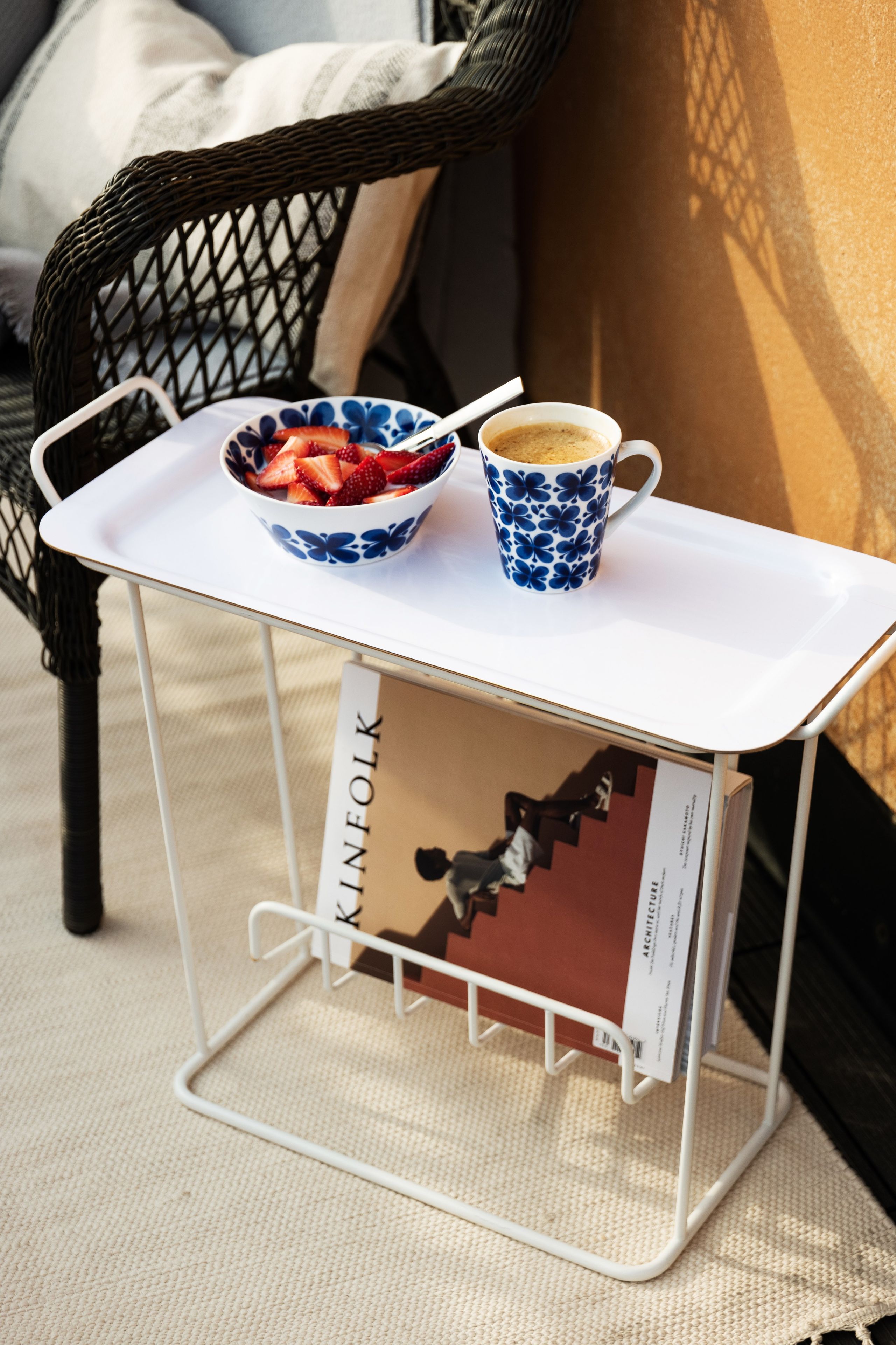 Окрашенный металлический журнальный столик с подносом Maze Classic ARCH-00060254 - Вид №5