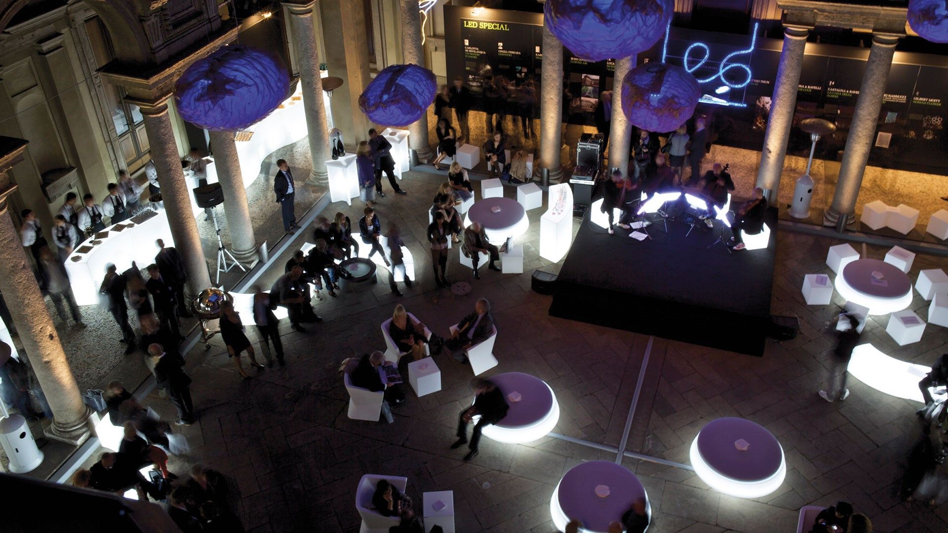 Круглый полиэтиленовый пуф SLIDE GIÒ POUF ARCH-00073266 - Вид №6