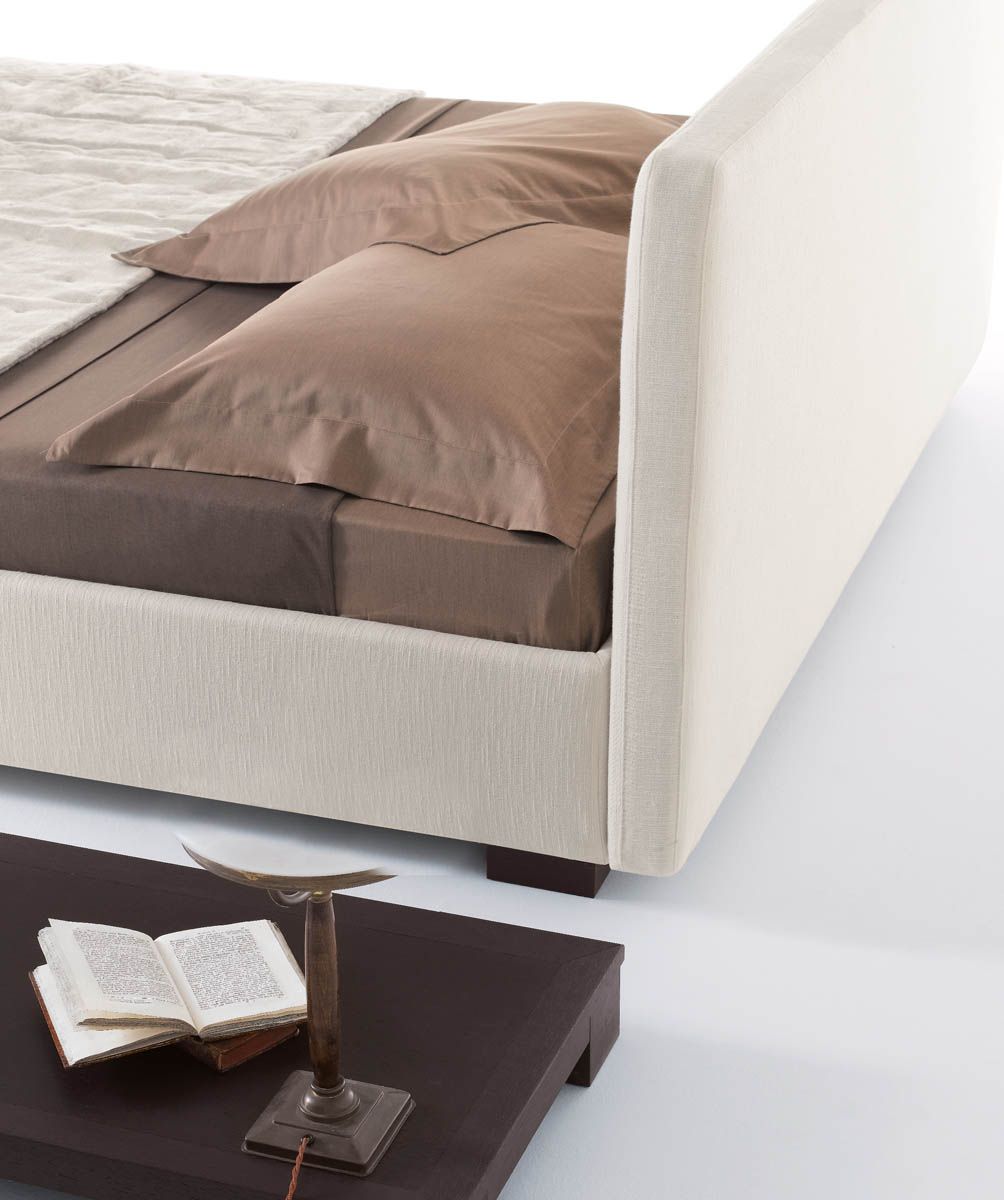 Upholstered bed with removable cover Casamania & Horm ARCH-00104913 - Вид №3