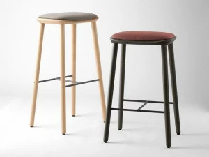 TREKU Высокий деревянный табурет с подставкой для ног Bisell