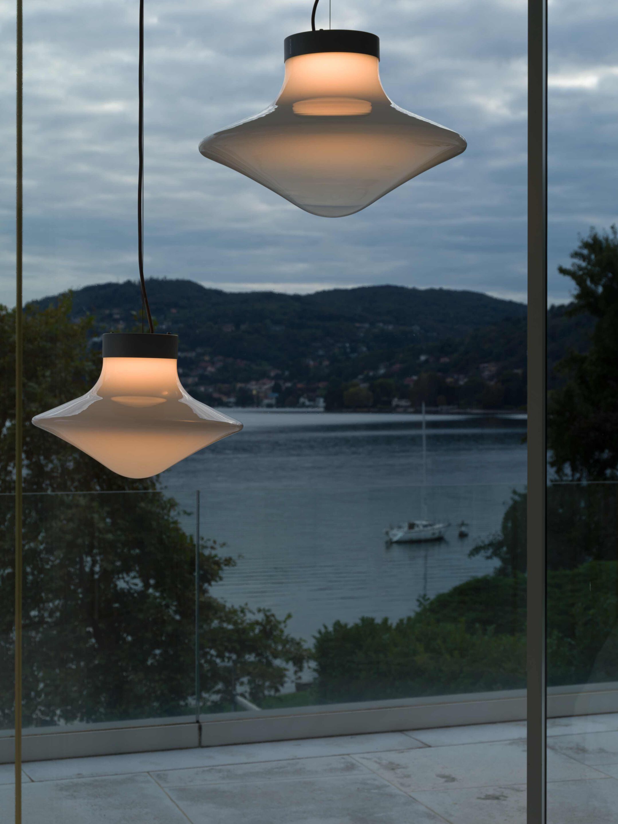 Опаловое стекло светодиодный подвесной светильник BROKIS Волчок ARCH-00071922 - Вид №1