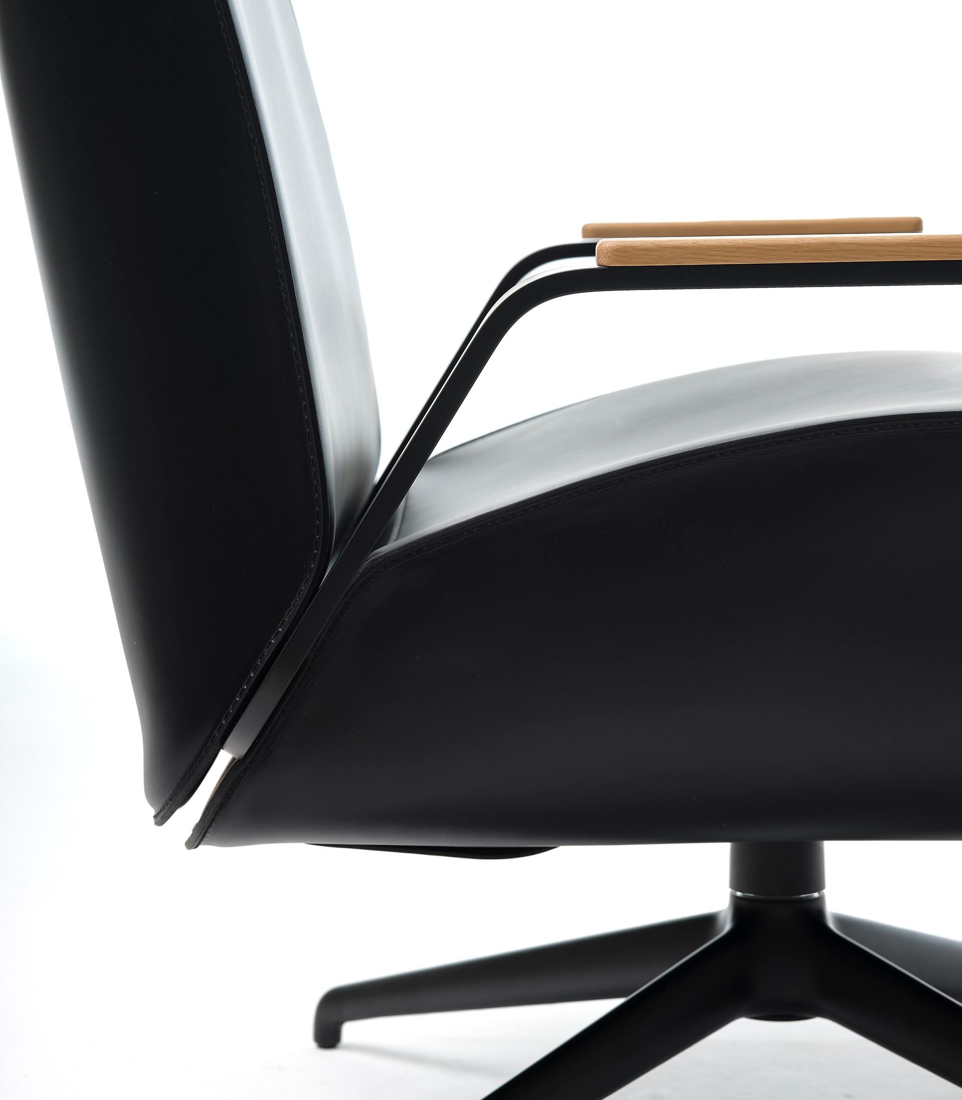 Кожаное вращающееся кресло EPÒNIMO Endo ARCH-00058684 - Вид №18