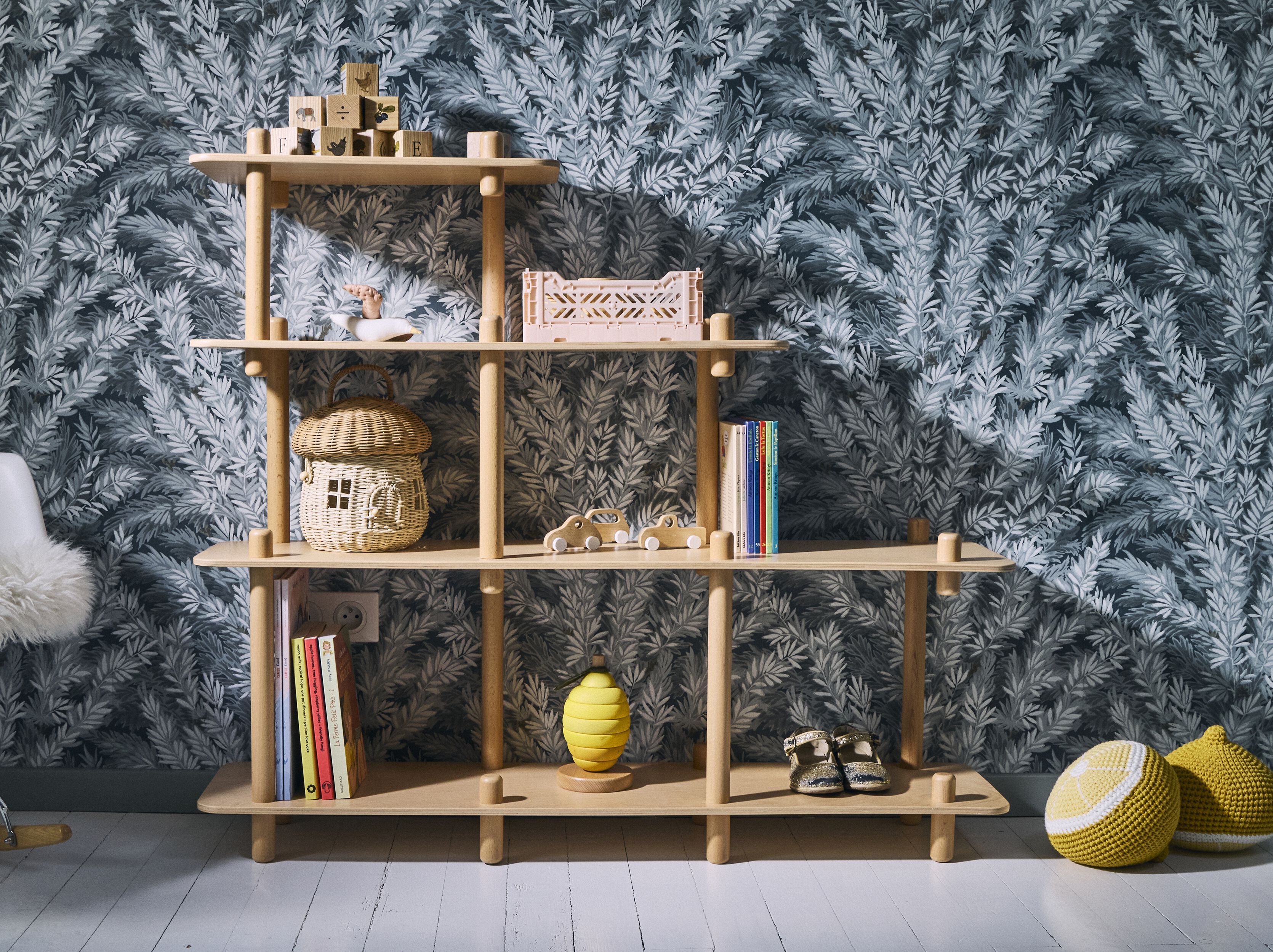 Деревянный книжный шкаф Charlie Crane FILO ARCH-00128952