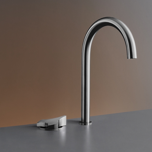 два отверстие прогрессирующий смеситель с поворотным носиком Н. 245 мм  ZIQ 34 CEADESIGN  - Вид №1