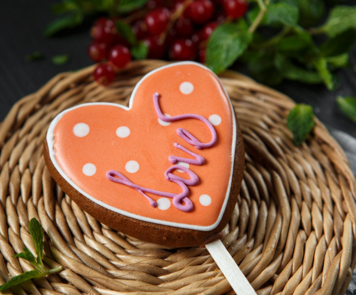 9567 Пряник LOVE оранжевый Вкусляндия  - Вид №1