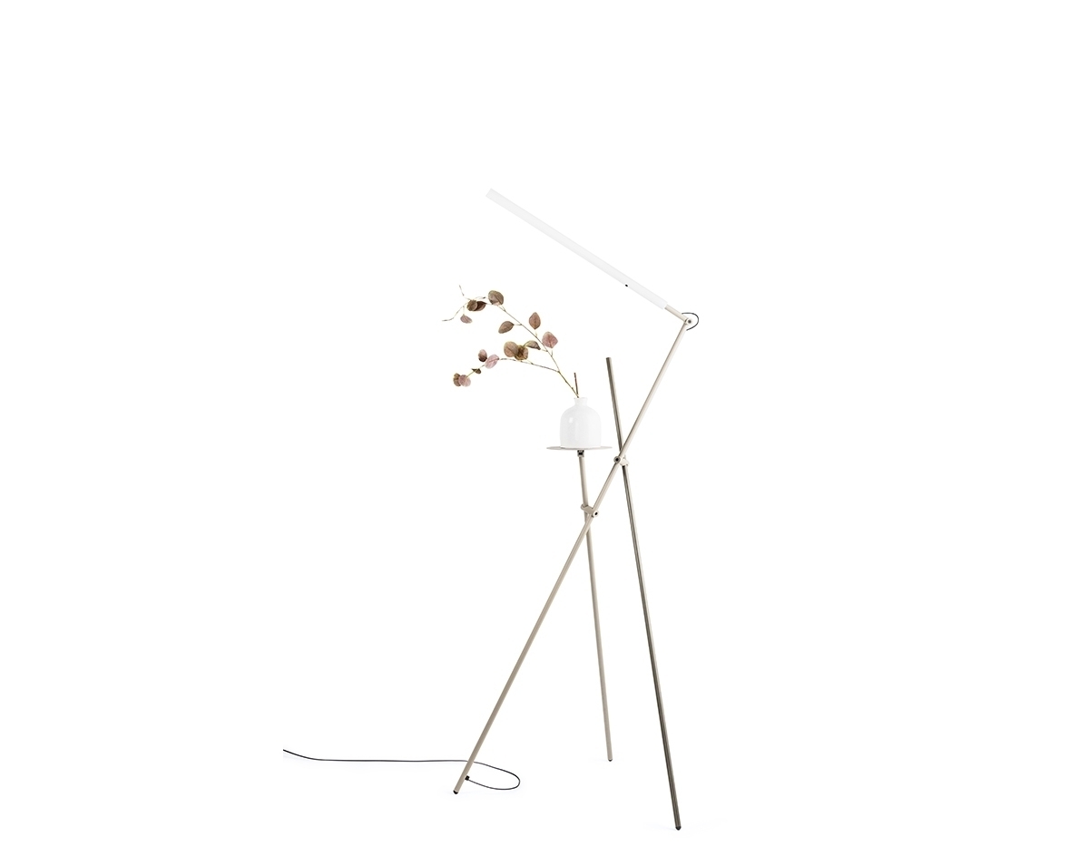 073289 Напольный светильник P-3768 Estiluz Asana