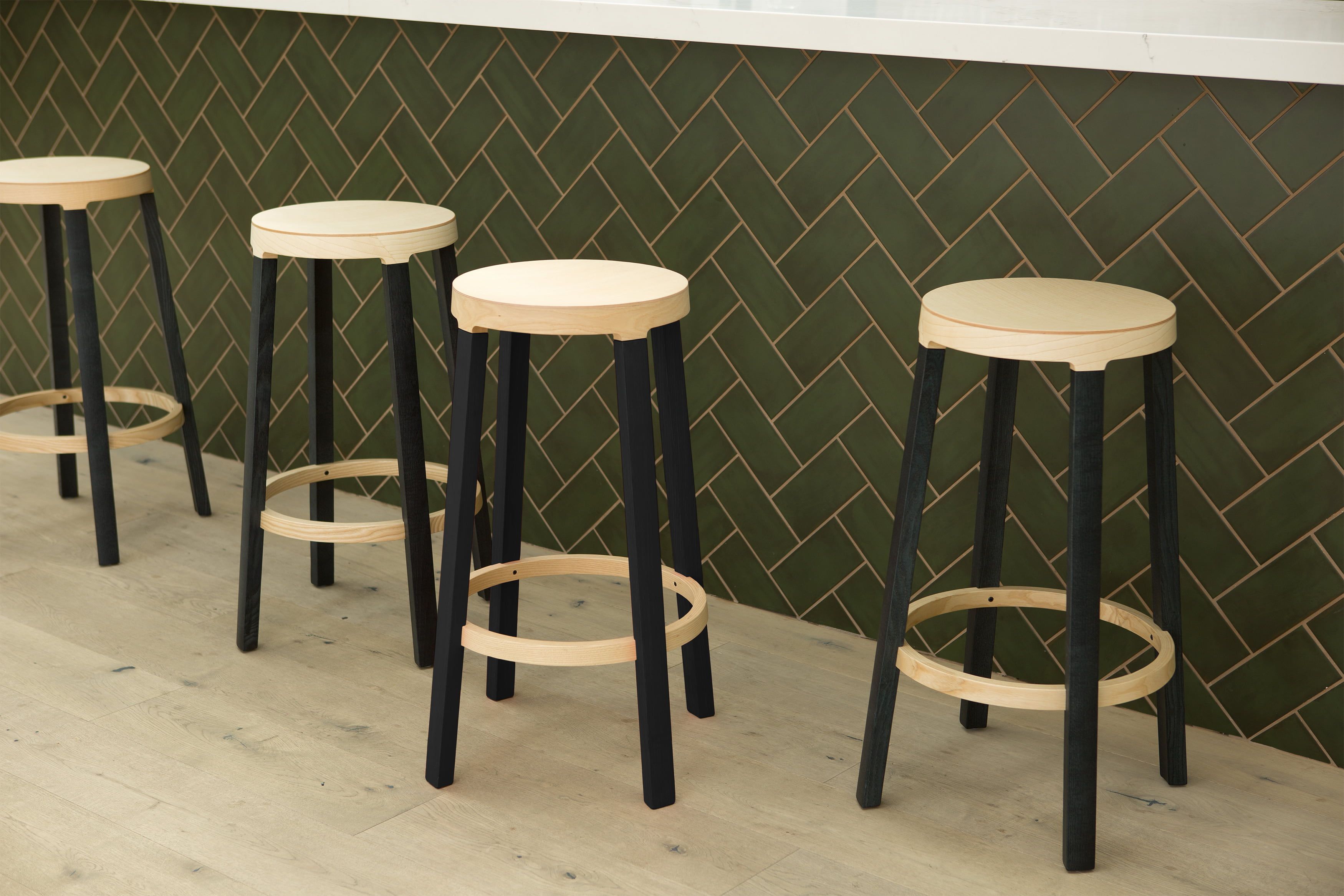 Высокий стул из ясеня Established&Sons Step ARCH-00150972 - Вид №3