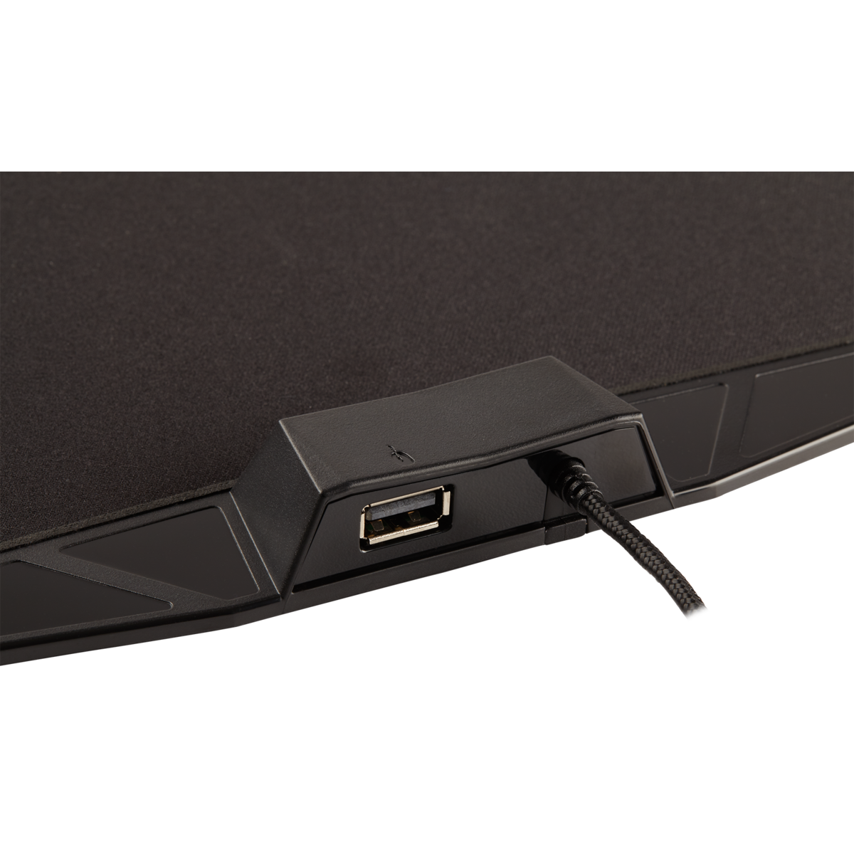 CH-9440021-EU Коврик игровой gaming™ mm800 rgb polaris mouse pad cloth edition (400mm x 340mm x 35mm) Corsair Santreyd  - Вид №4