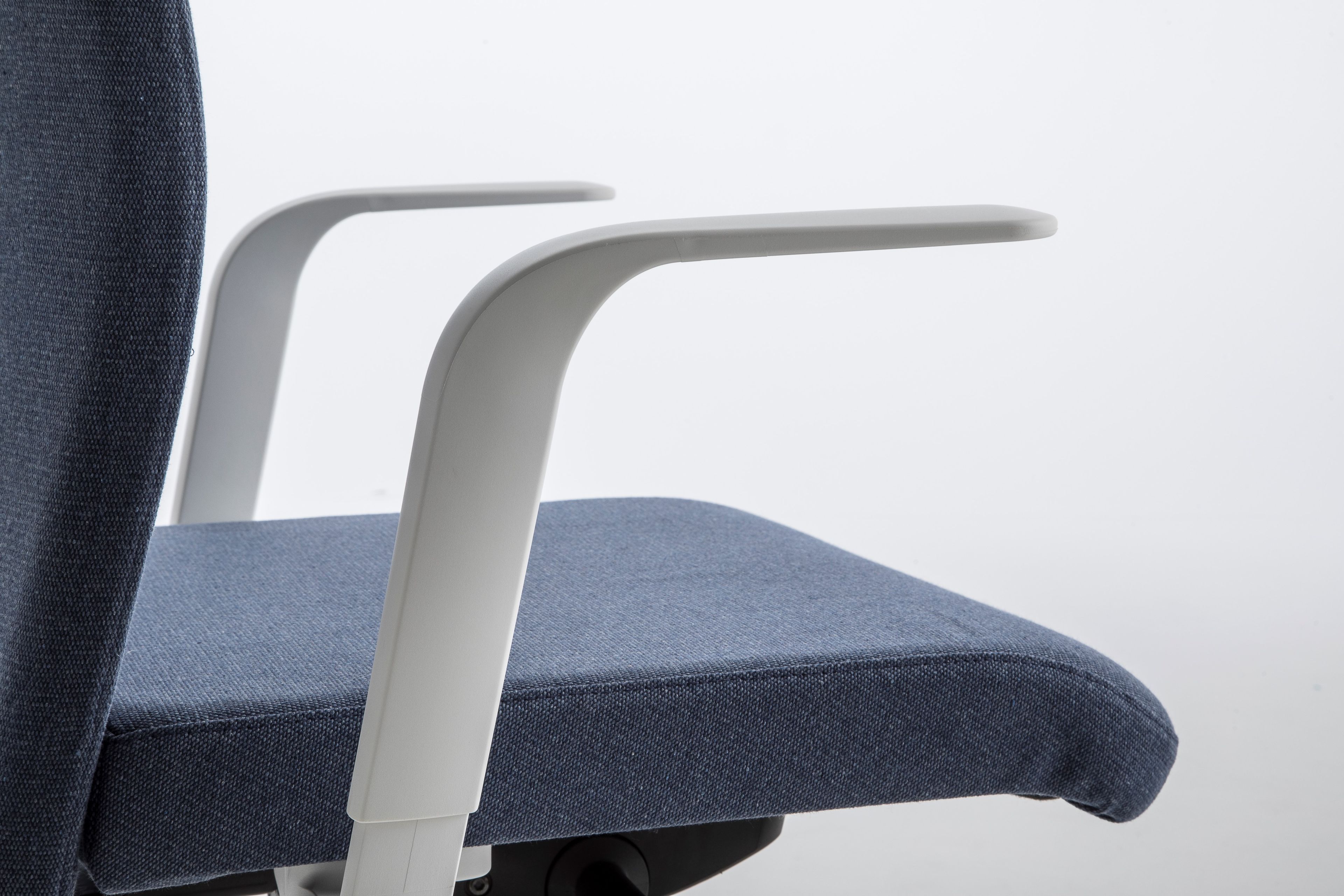 Тканевый мягкий регулируемый по высоте операционный офисный стул Luxy SmartOffice ARCH-00105561 - Вид №8