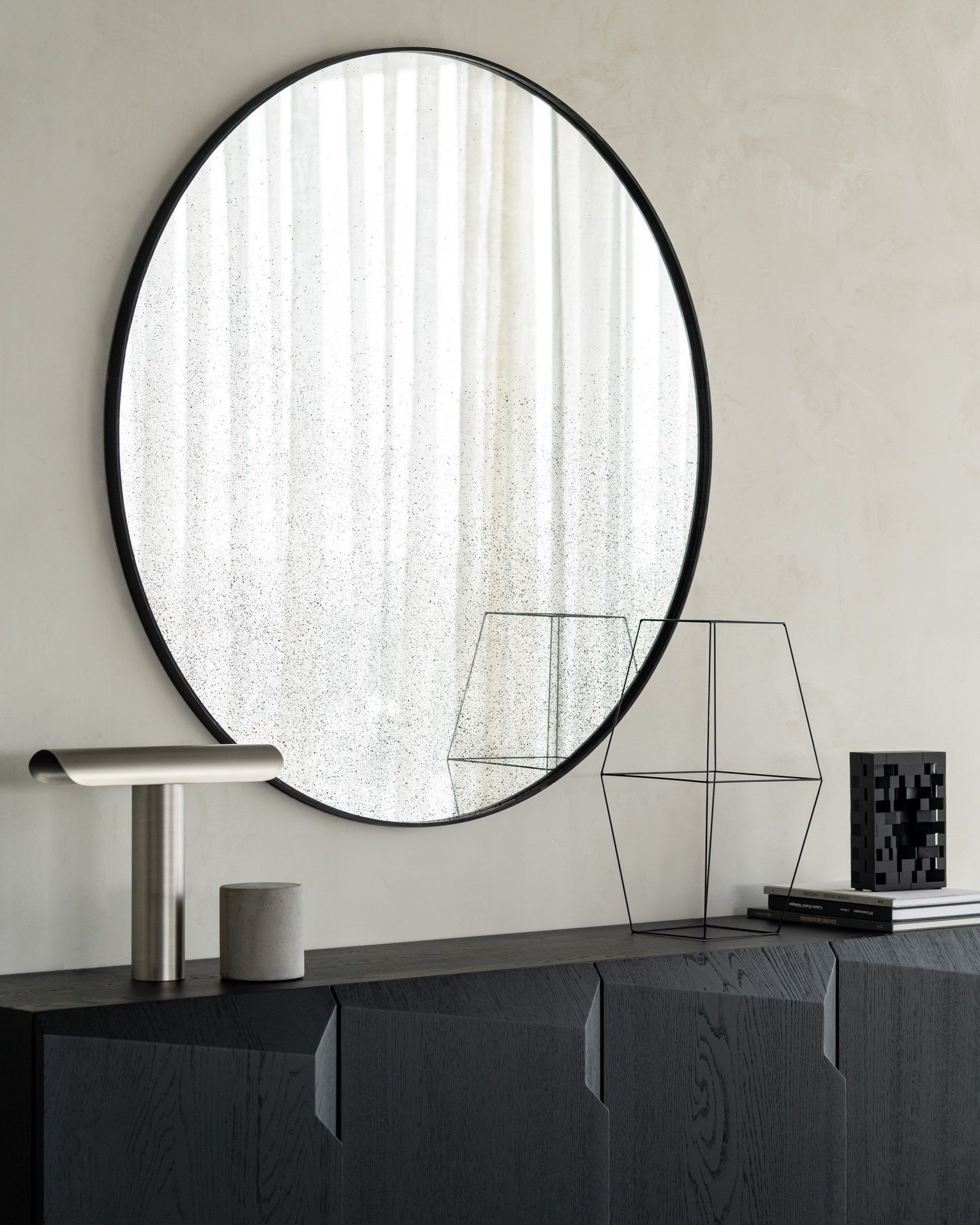 Настенное зеркало с круглой рамой Ethnicraft Aged Mirrors ARCH-00137711 - Вид №5