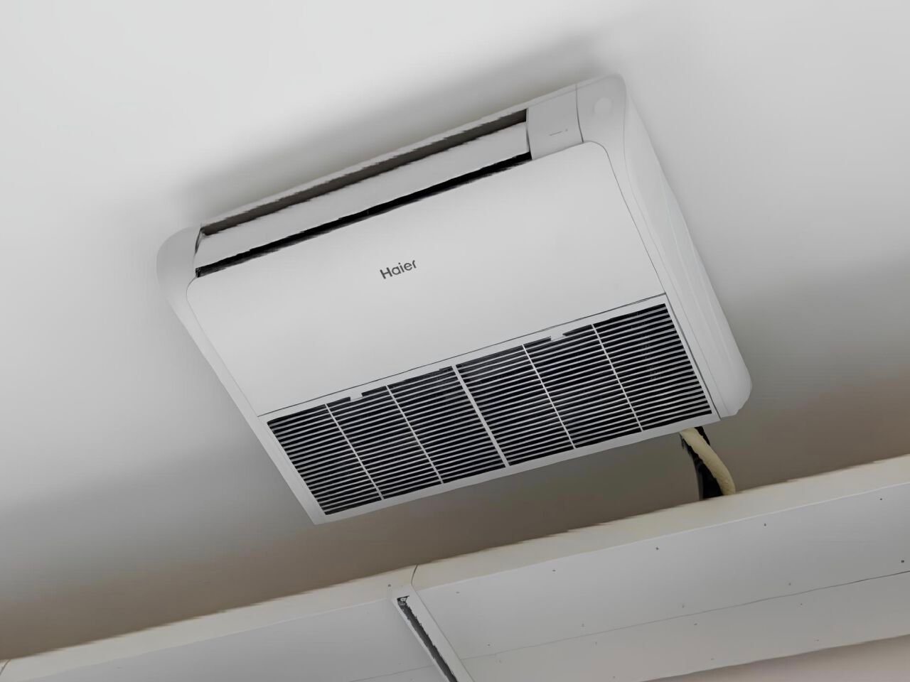 Кондиционер потолок / пол Haier AC Italy R32 ARCH-00005323 - Вид №1