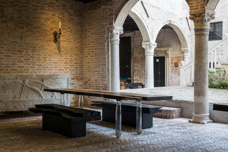 Скамейка из массива дерева Movimento Gallery Studio F ARCH-00129038 - Вид №1