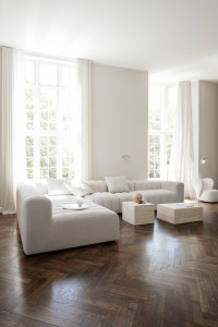 Кресло для гостиной