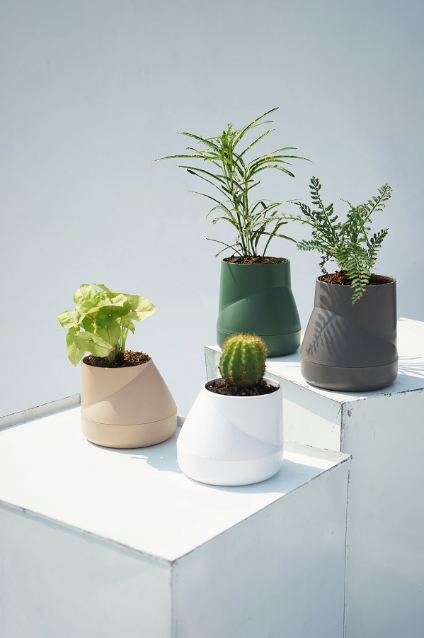 QLX20001-WH Горшок цветочный hill pot, маленький, белый Qualy  - Вид №2