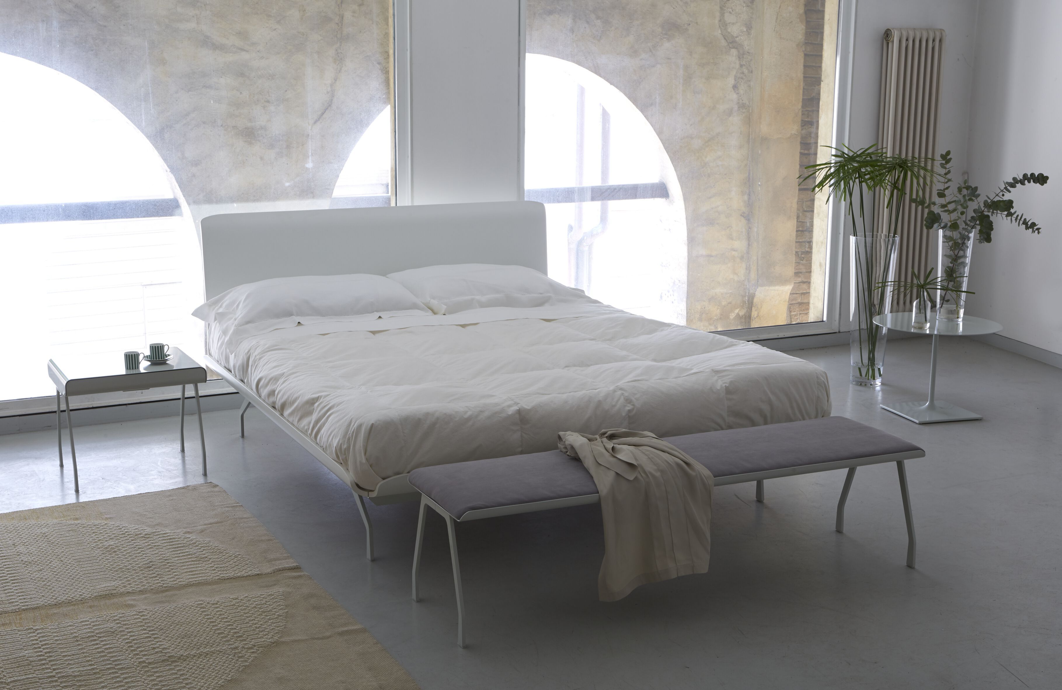 Двуспальная кровать с изогнутыми деревянными элементами isOnAir Bertoncini ARCH-00072243 - Вид №2