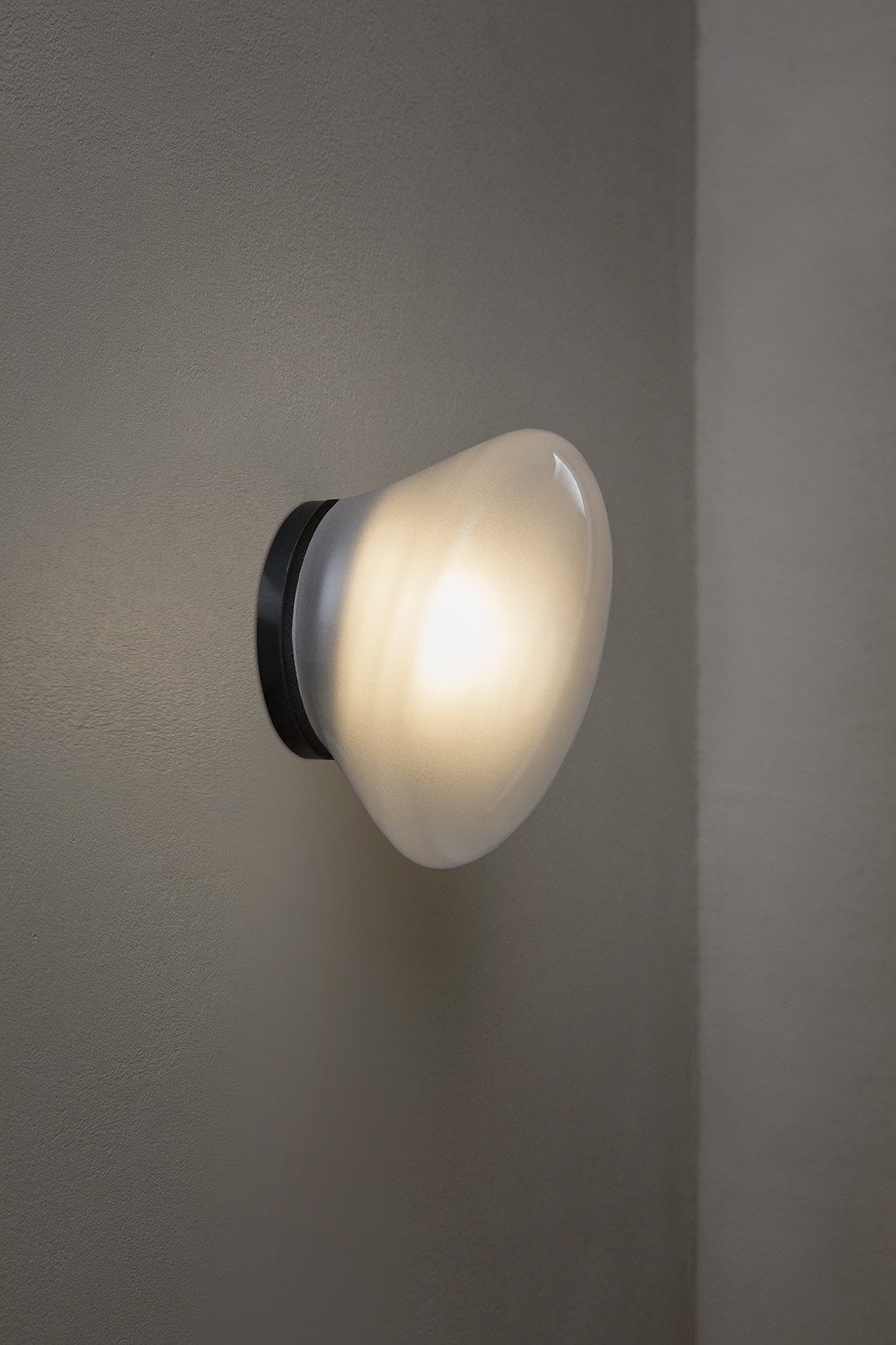 Стеклянный светодиодный настенный светильник Karman Agua ARCH-00115746 - Вид №7