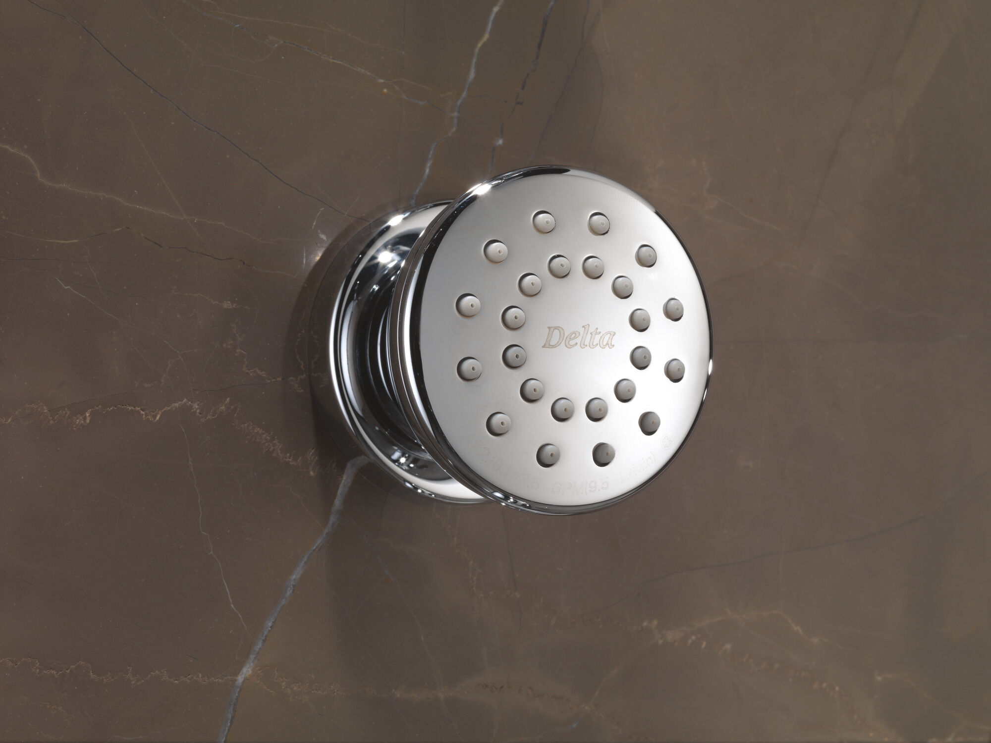 50102-BL Спрей для тела для поверхностного монтажа Delta Faucet Delta Матовый черный - Вид №2