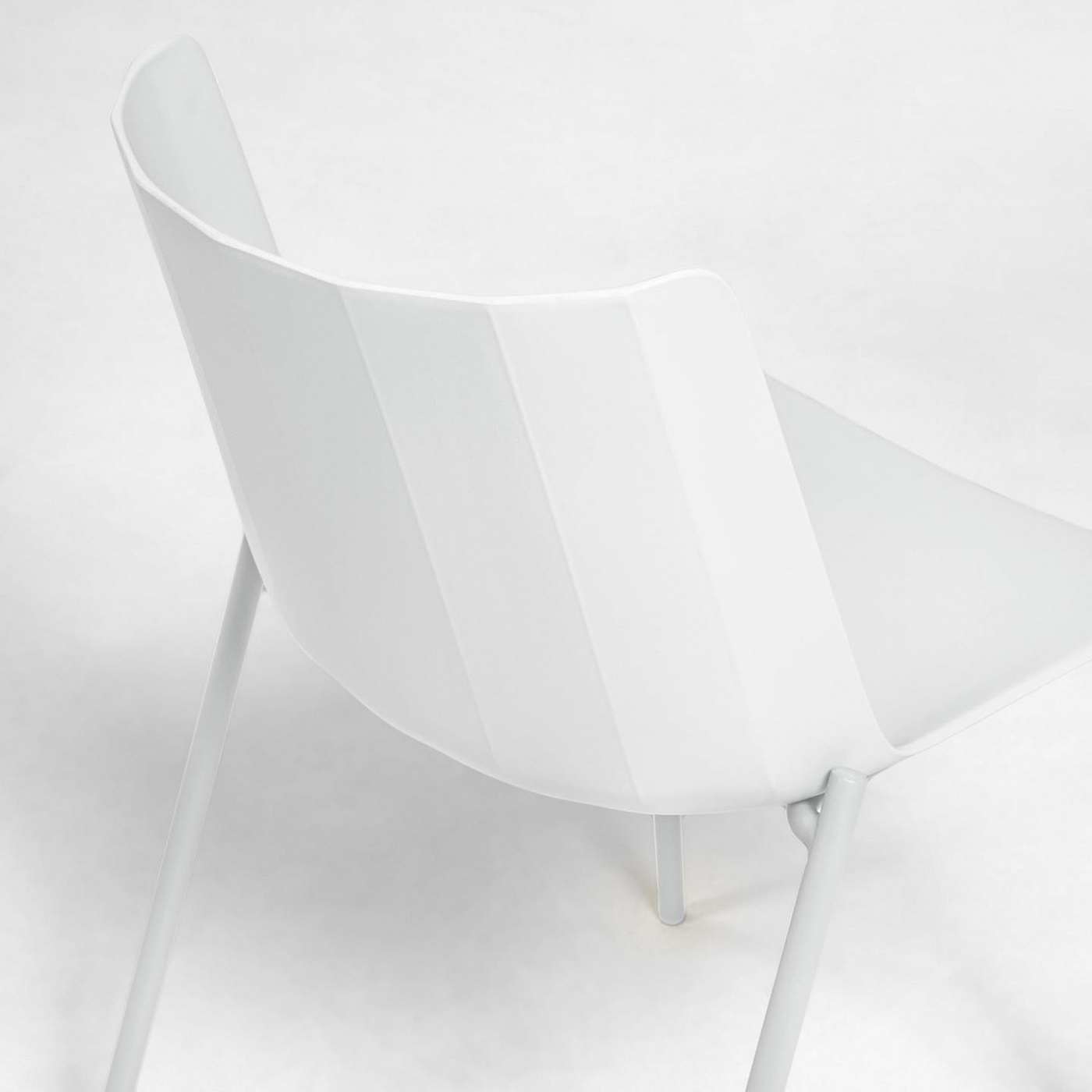 093189 белый стул La Forma Hannia  - Вид №1