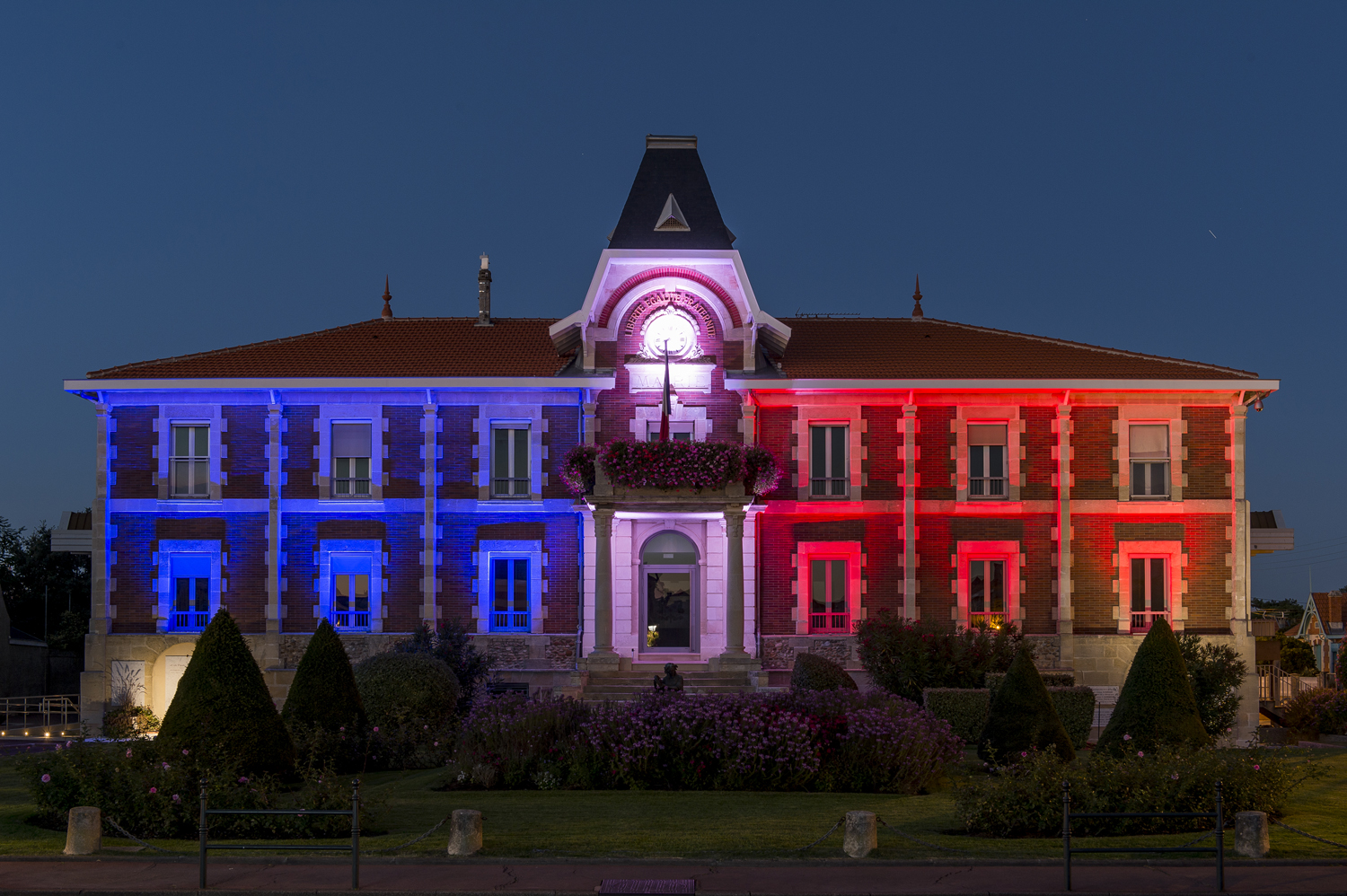 8302201 Встраиваемый в пешеходный пол Platek MINI  MINI - 8 LED RGBW 9° - Вид №6