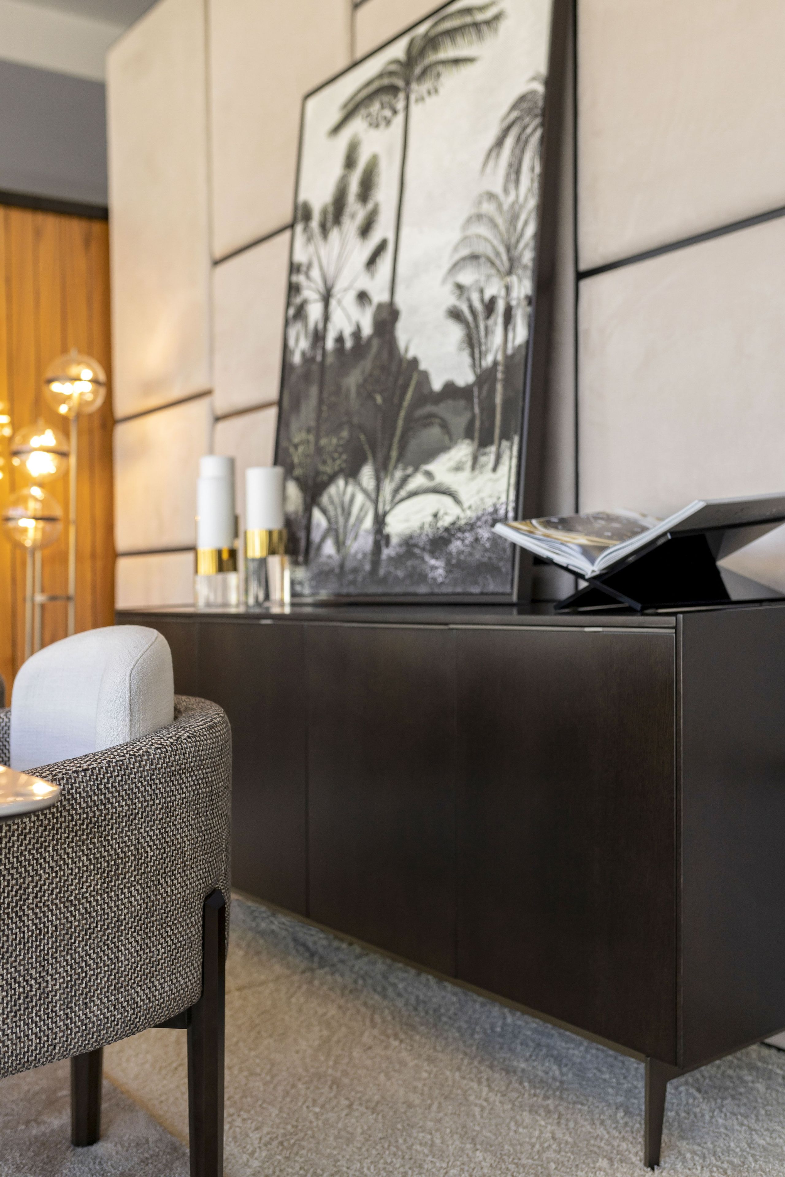 Шкаф из дуба с распашными дверями Stylish Club Landform ARCH-00065880 - Вид №12