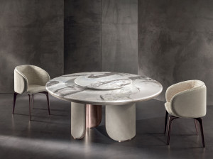 Круглый обеденный стол из натурального камня