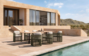 Садовый стул из проволочной сетки