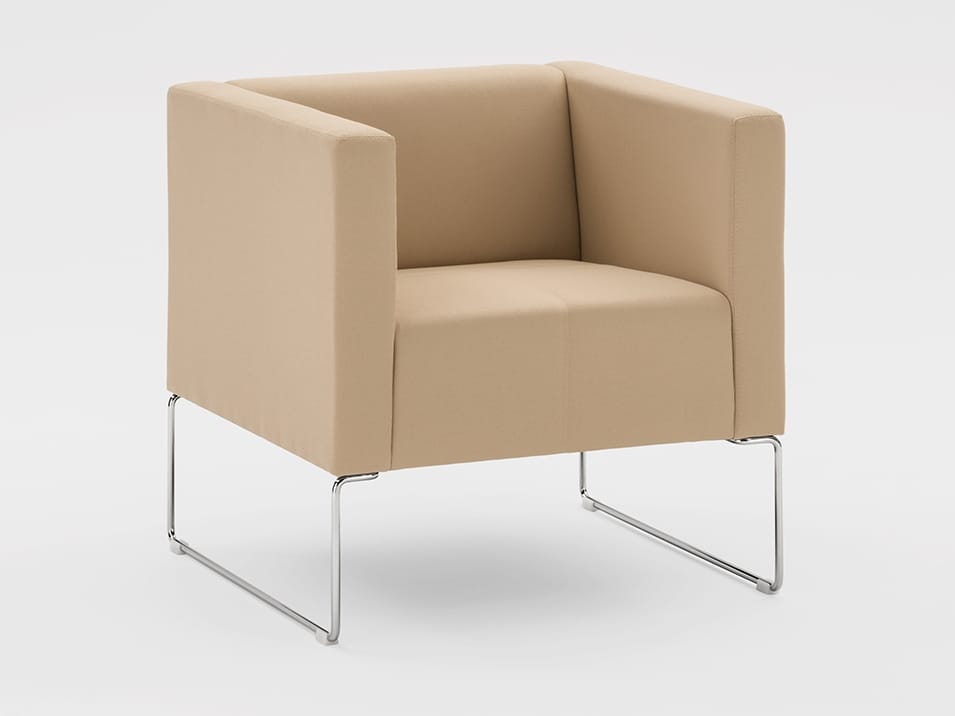 Тканевое кресло с подлокотниками Viganò Cubino ARCH-00099950