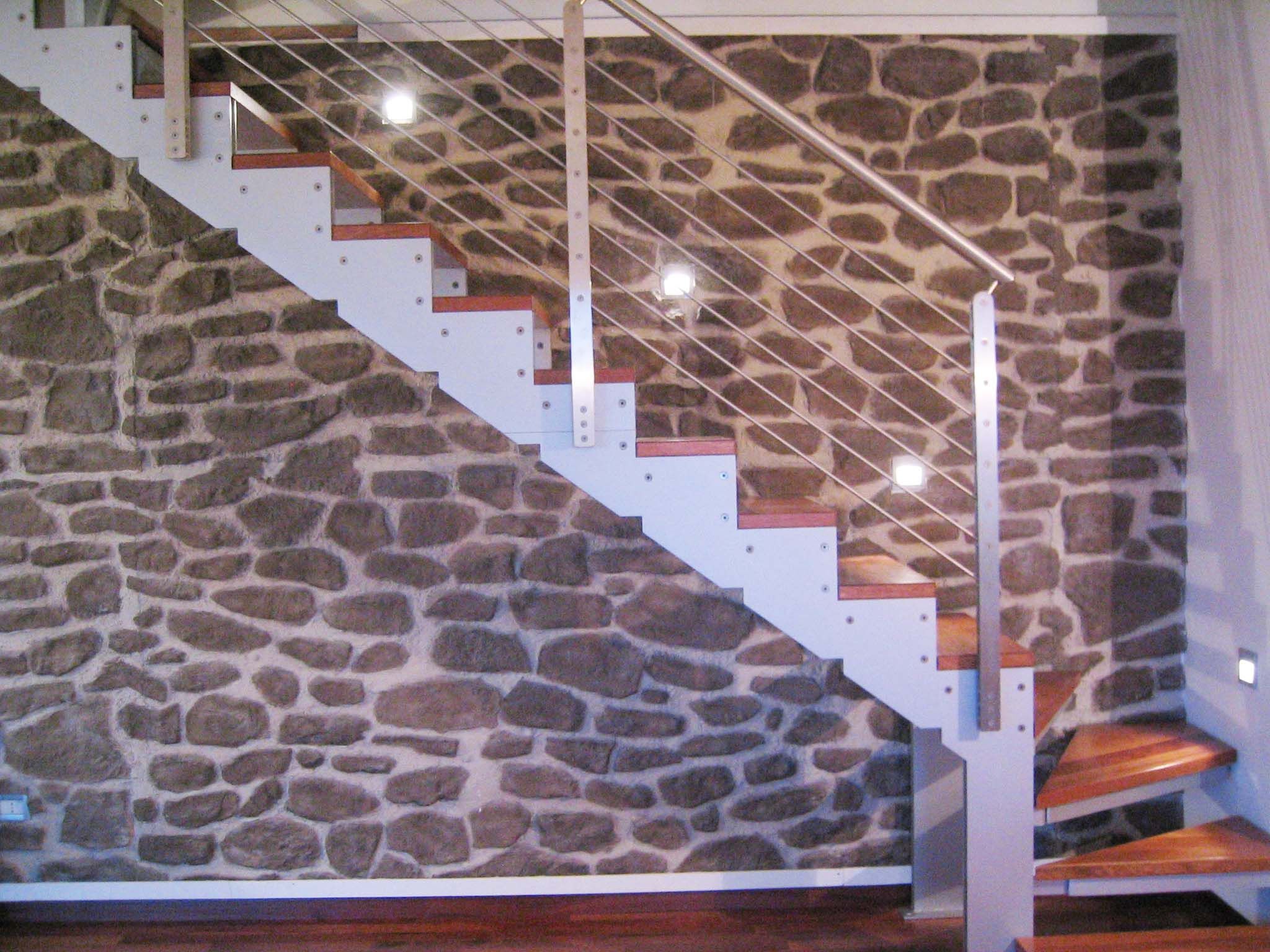 Лестница из металла и дерева Crestani 2000 CONTRASTO ARCH-00051558 - Вид №1