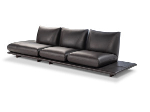 4-местный кожаный диван