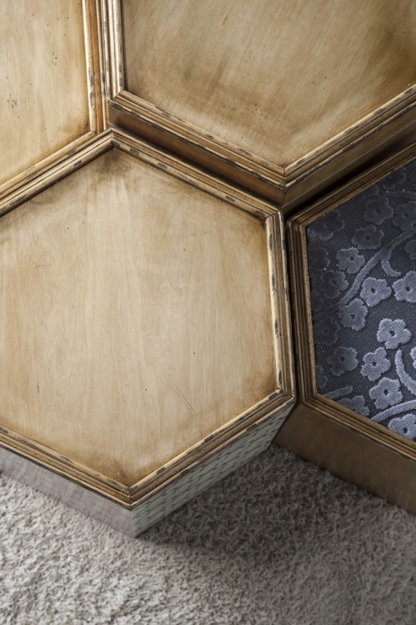 079052 Столик 2 Lola Glamour hexagonal Santreyd