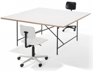 Richard Lampert Квадратный стол с регулируемой высотой из стали и дерева Eiermann