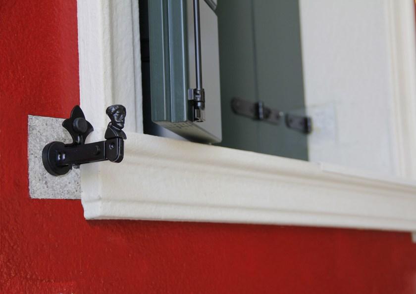 Eleni Системы крепления к стенам с внешней изоляцией sun-id-1435900 - Вид №3