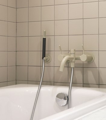 1641MT8 Ванна vola  - Вид №6