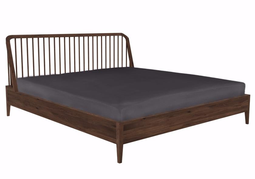 Ethnicraft Двуспальная кровать из орехового дерева Walnut spindle 045186 - Вид №1