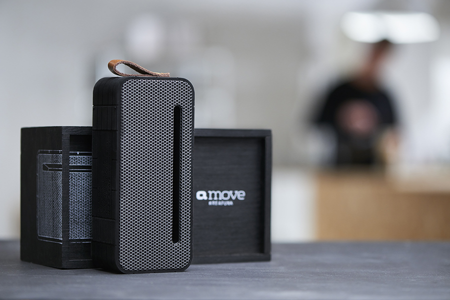 Колонка беспроводная с ремешком aMOVE black edition KREAFUNK KFNG70 - Вид №3