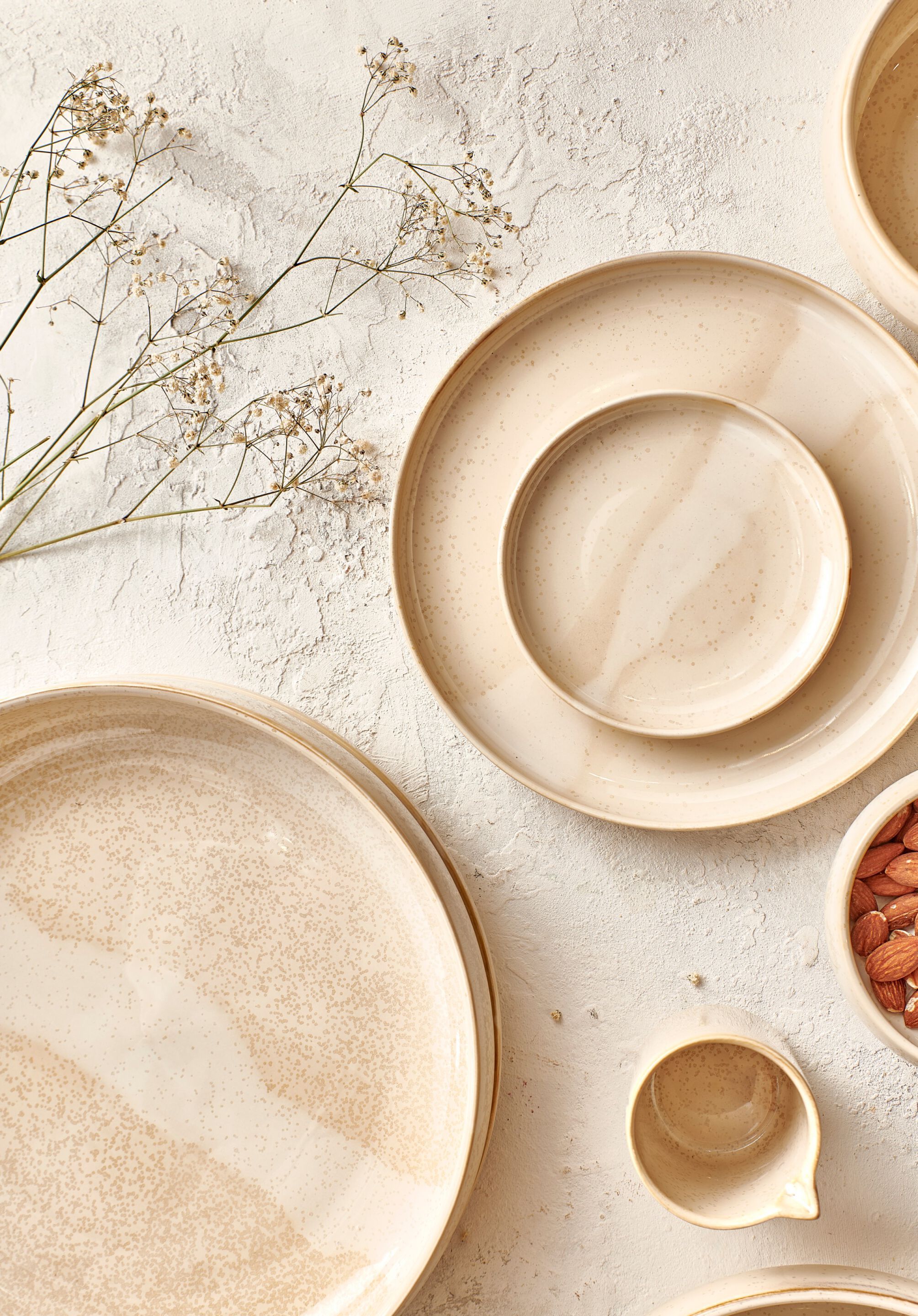 Фарфоровая плоская круглая тарелка POMAX Nougat ARCH-00069670 - Вид №1