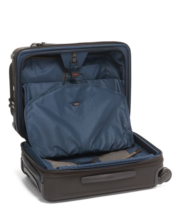 2203560AT3 Чемодан International Dual Access 4-Wheel Carry-On Tumi Alpha 3  - Вид №1