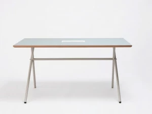 ONDARRETA Прямоугольный стол из стали и дерева Bai