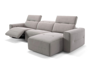 Тканевый диван с полуостровом