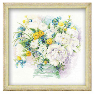 1070 Набор для вышивания Акварельные пионы 30 х 30 см RIOLIS Сотвори Сама