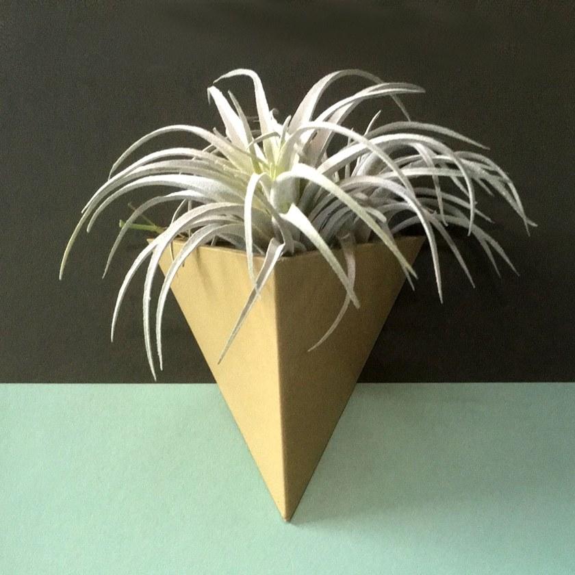 Groovy Magnets Настенная ваза из экологического пластика sun-id-1471415 - Вид №2