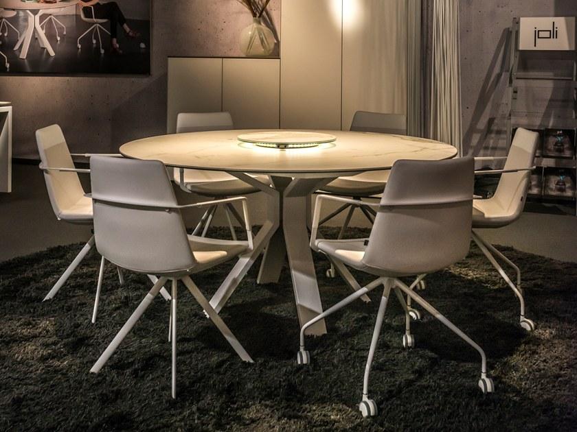 B&T Design Офисный стул на козелке с подлокотниками на колесиках Pera sun-id-1381745 - Вид №7