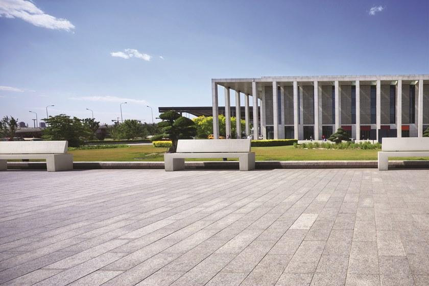 Bellitalia Реконструированная каменная скамья со спинкой Venezia sun-id-1348133 - Вид №2