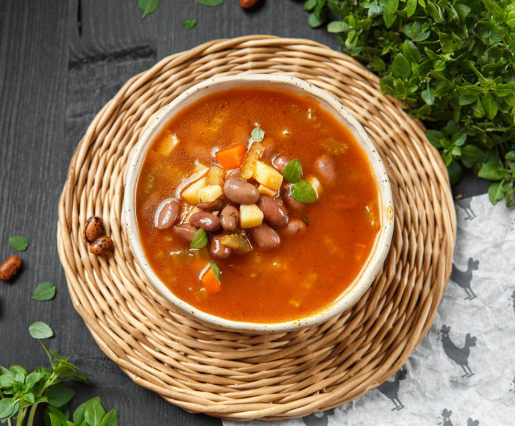 9701 Суп из красной фасоли с картофелем Вкусляндия 