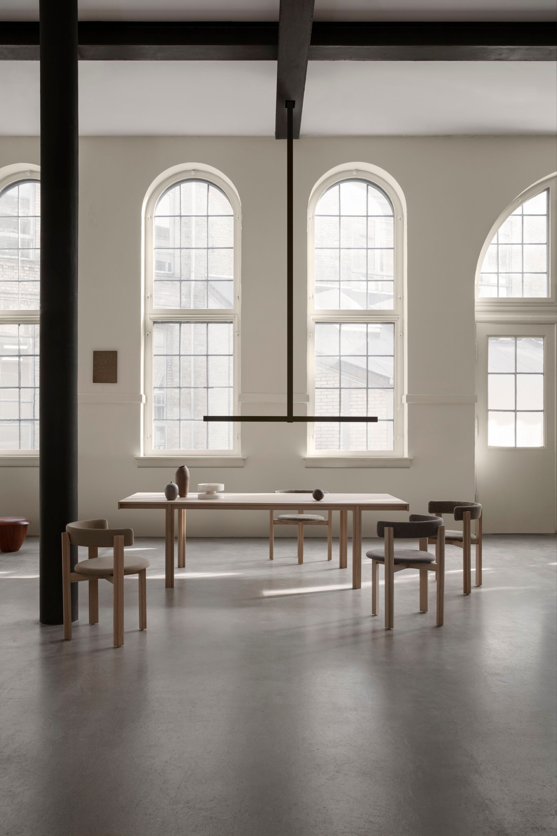 Дубовый стул с мягким сиденьем Karakter Principal ARCH-00109418 - Вид №18